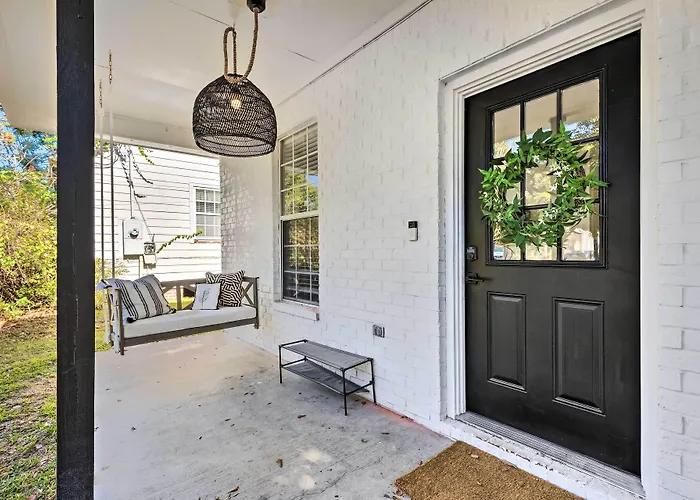 Modern & Chic Gulfport Escape: Walk To Beach!
